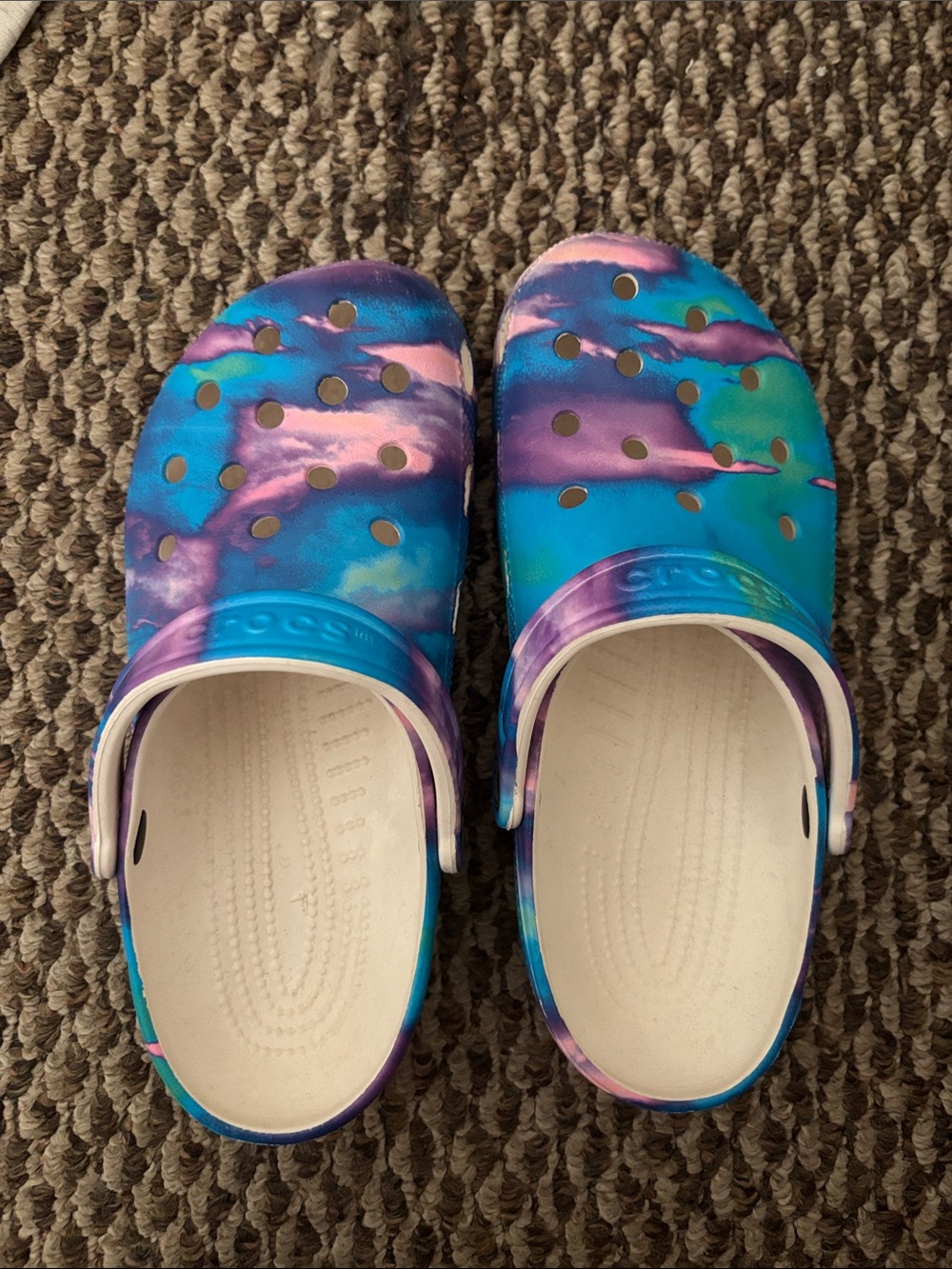 CROCS womens Tie-Dye Cloud Clogs in Blue, Purple & Pink